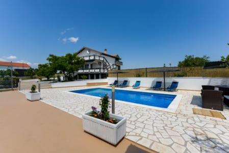 Villa Luka Donje Rastane 外观 照片
